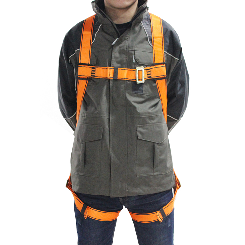 梅思安10128052輕巧星全身式中號安全帶圖片1