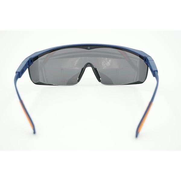 羿科60200240 Astrider防沖擊安全眼鏡圖片1 羿科60200240 Astrider防沖擊安全眼鏡圖片1