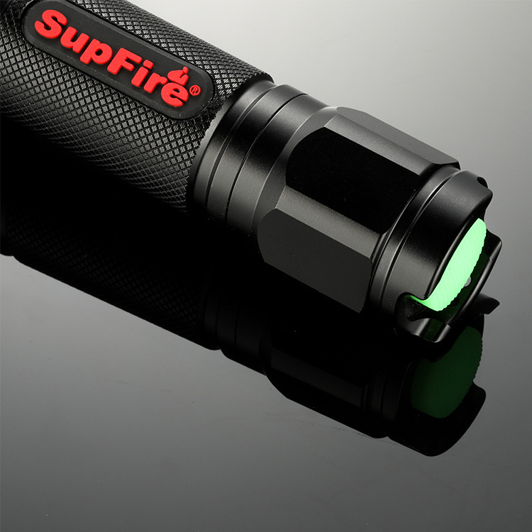 神火X8強光高亮多功能LED手電筒圖片2