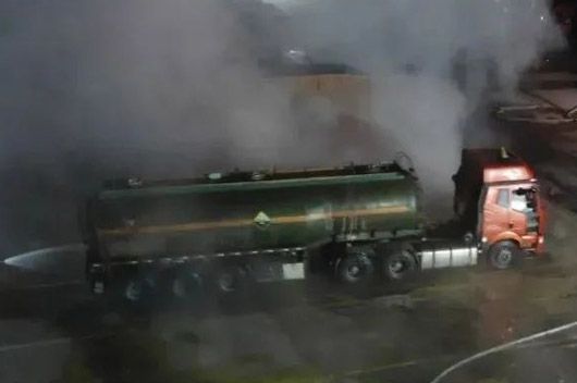 江西九江發(fā)生鹽酸儲(chǔ)罐車泄漏事故