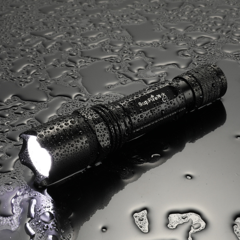 神火C2 LED強(qiáng)光大容量防水手電筒手電筒圖片2