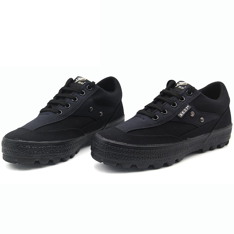 3537雷鳥(niǎo)耐磨防滑透氣防臭勞保鞋