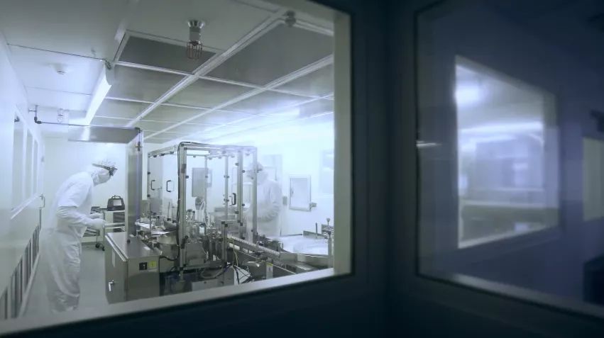 潔凈室防護服一次性的好還是重復使用的好5