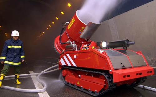 陸虎60滅火雪炮機器人