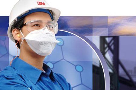 戴著防塵口罩作業(yè)的工人