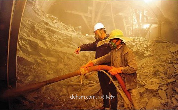 密閉空間作業(yè)危害因素及防護(hù)措施
